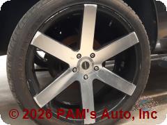 Vehicle photo 6