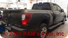 Vehicle photo 3