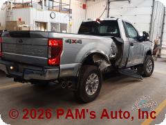 Vehicle photo 3