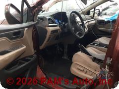 Vehicle photo 7
