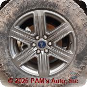 Vehicle photo 6