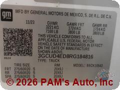 Vehicle photo 13