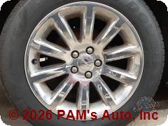 Vehicle photo 6