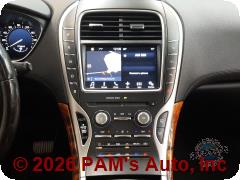 Vehicle photo 10