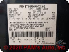 Vehicle photo 13