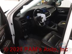 Vehicle photo 7