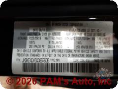 Vehicle photo 13