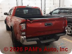 Vehicle photo 4