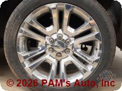 Vehicle photo 6