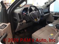 Vehicle photo 7
