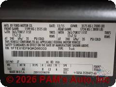 Vehicle photo 13