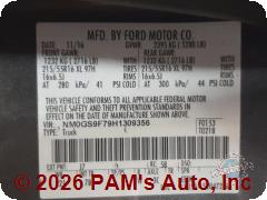 Vehicle photo 13