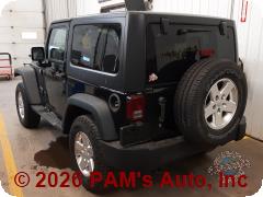 Vehicle photo 4