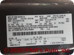Vehicle photo 13