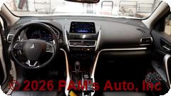 Vehicle photo 11