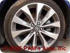 Vehicle photo 6