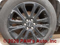 Vehicle photo 6