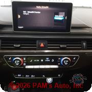 Vehicle photo 10