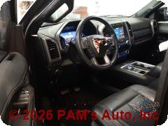 Vehicle photo 7