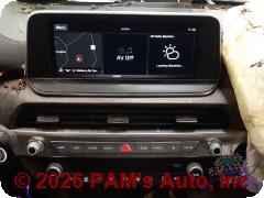 Vehicle photo 10