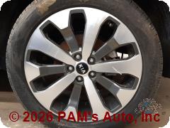 Vehicle photo 6