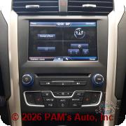 Vehicle photo 10