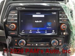 Vehicle photo 10