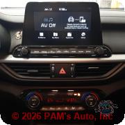 Vehicle photo 10