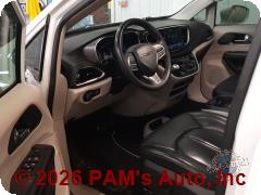 Vehicle photo 7