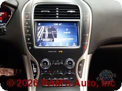 Vehicle photo 10