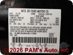 Vehicle photo 13
