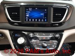 Vehicle photo 10
