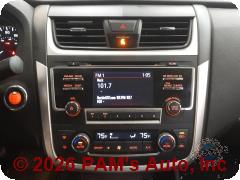 Vehicle photo 10