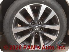 Vehicle photo 6