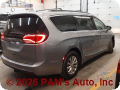 Vehicle photo 3