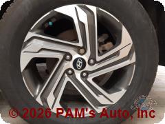 Vehicle photo 6