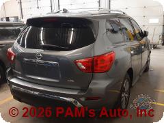 Vehicle photo 3