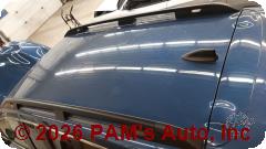 Vehicle photo 5