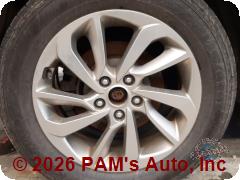 Vehicle photo 6
