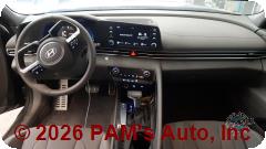 Vehicle photo 11