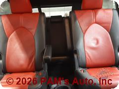 Vehicle photo 8