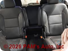 Vehicle photo 8