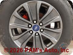 Vehicle photo 6