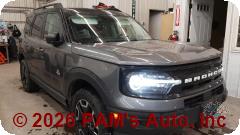Vehicle photo 2