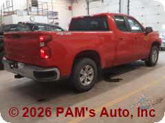Vehicle photo 3