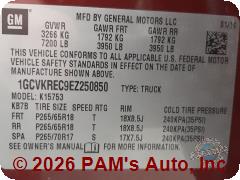 Vehicle photo 13