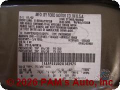 Vehicle photo 9