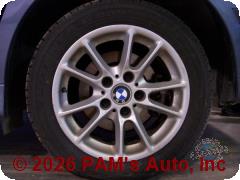 Vehicle photo 5