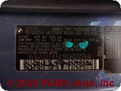 Vehicle photo 9