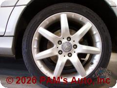 Vehicle photo 5